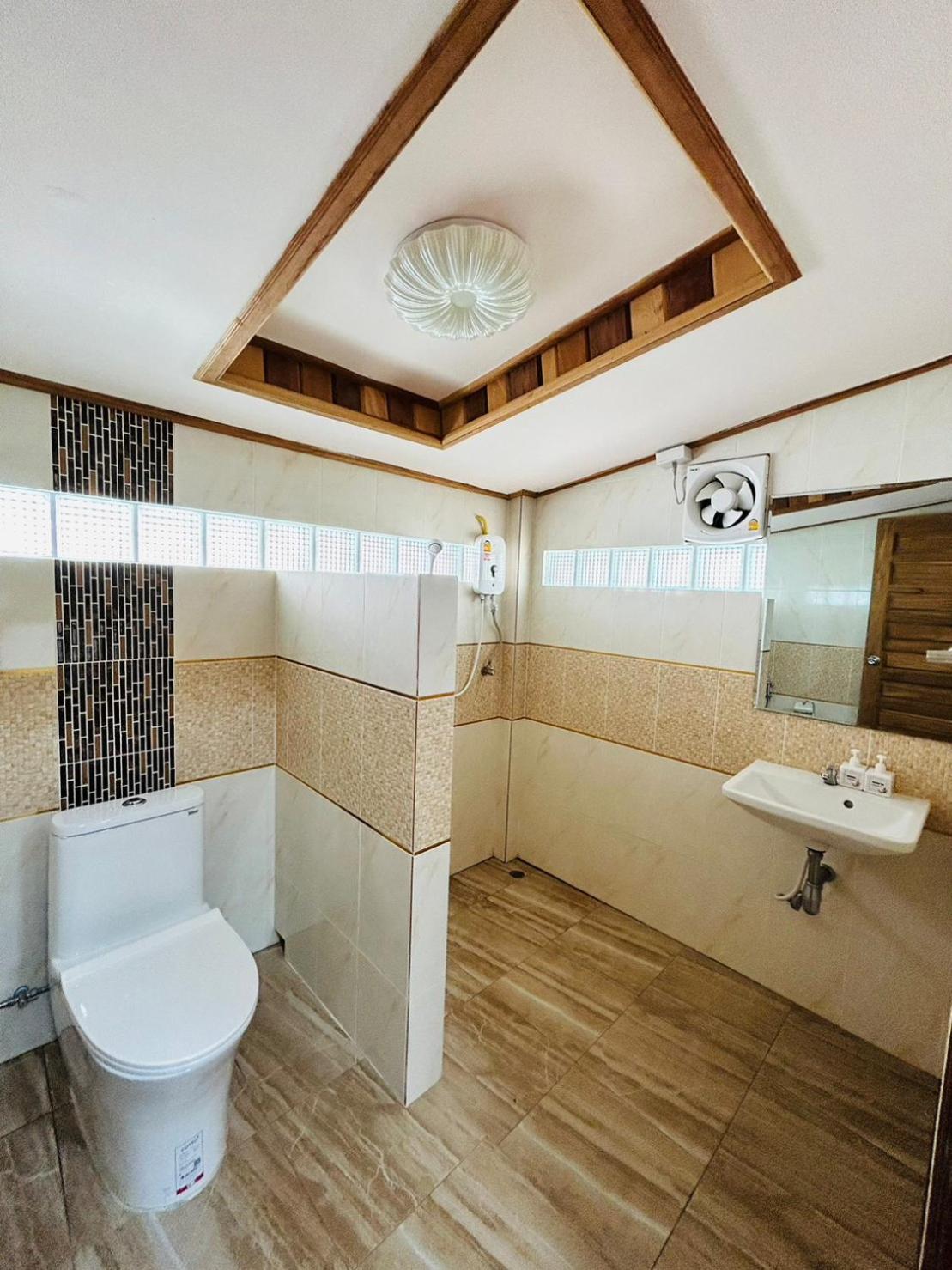 Magmai Hotel And Resort Tak Ngoại thất bức ảnh