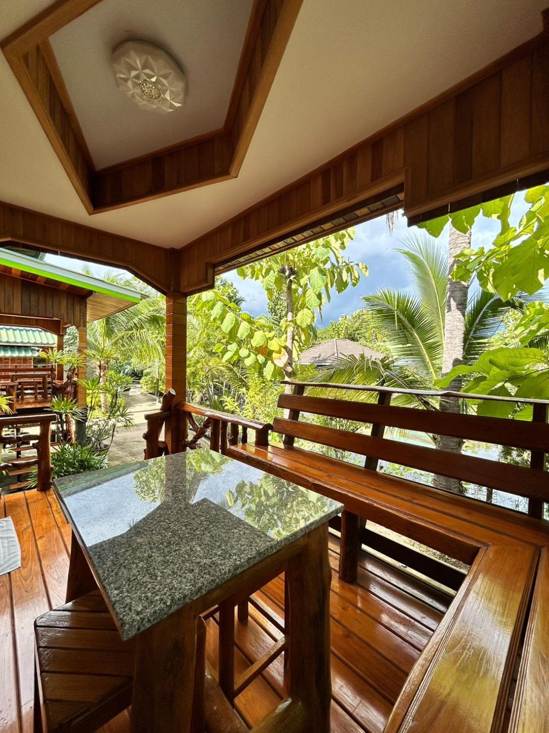 Magmai Hotel And Resort Tak Ngoại thất bức ảnh
